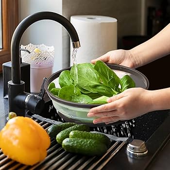 SEUNMUK 2 PCS 10.5 Inch Collapsible Microwave Splatter Cover, Silicone Microwave Food Cover With Steam Vents, Multi-Functional Plastic Fruit Basket