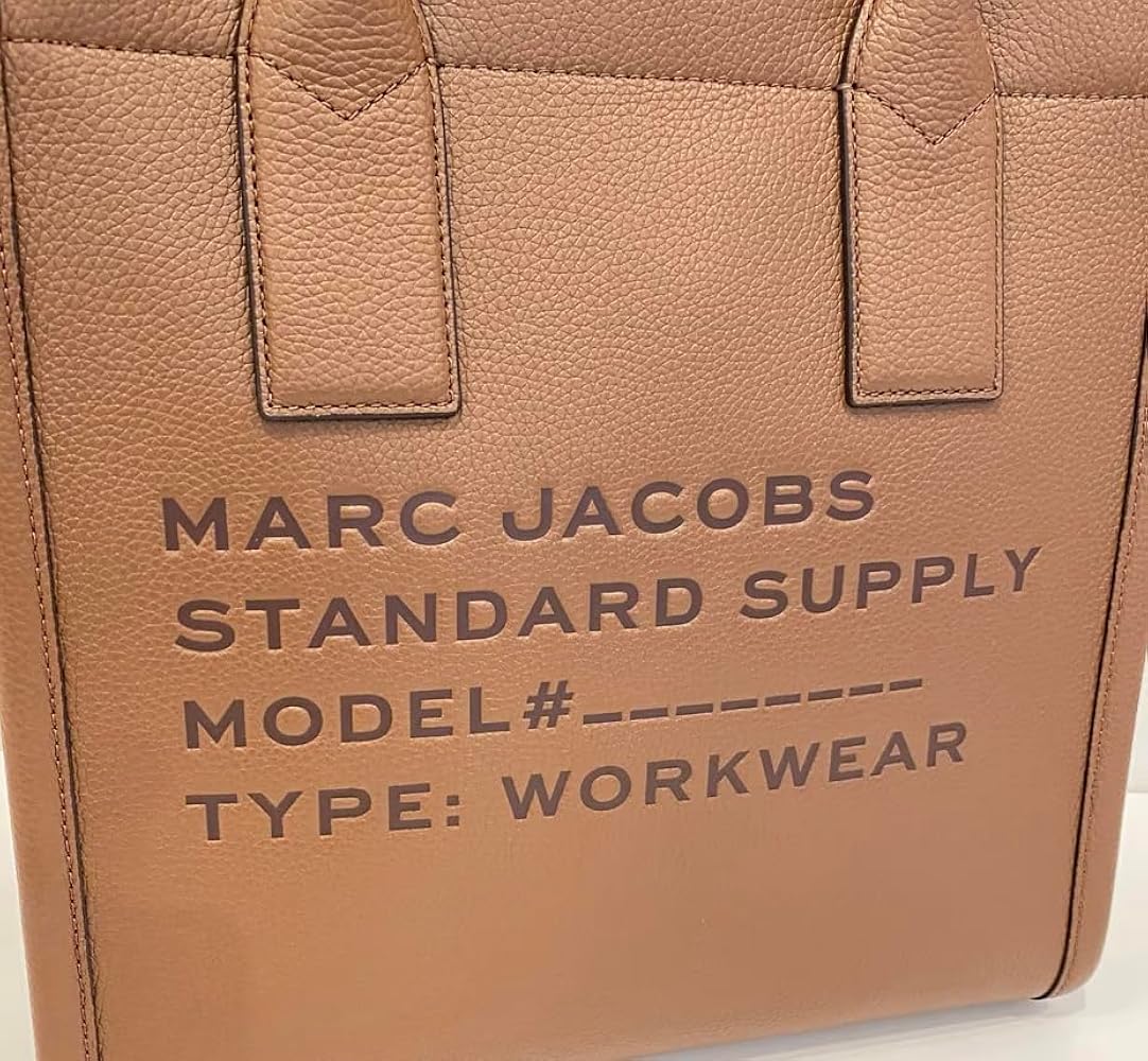 ★使い勝手抜群★MARC JACOBS Leather Standard Supply L Tote 51pC2wDPtVL._AC_SY445_.jpg
