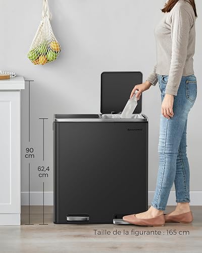 SONGMICS Poubelle Cuisine Tri Sélectif 2 x 30L, 2 Seaux en Plasatique, avec 15 Sacs Poubelles, Pédales en Métal, Couvercles, Poignées, Fermeture en Douceur, Hermétique, Noir LTB60BK - 7