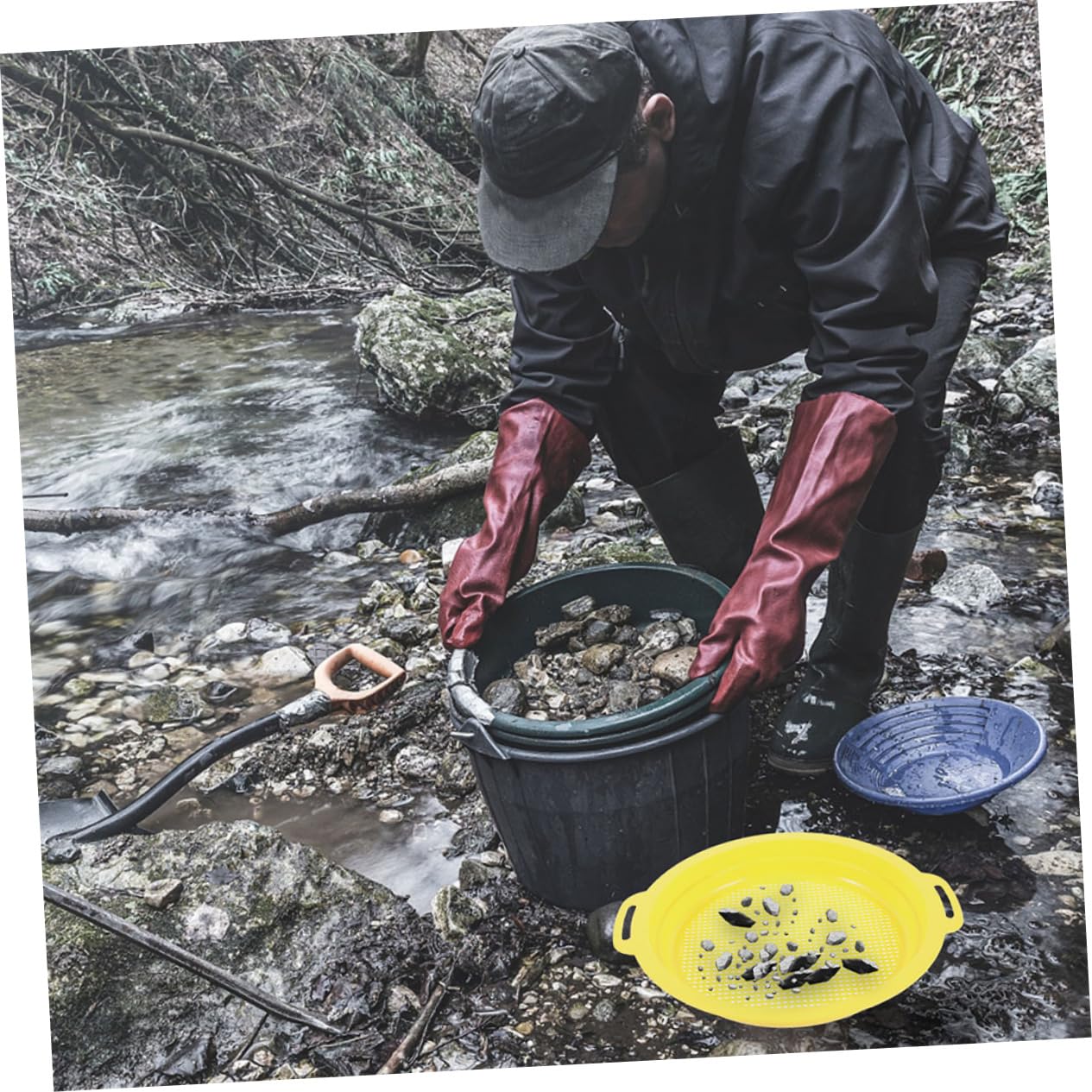 Levemolo 4pcs Mine Filter Pan Portable Gold Sifting Pan Sorting Mesh for Prospecting