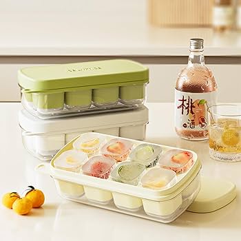 Amazon | 蓋付きアイスキューブトレイ シリコン製氷型 簡単解型