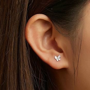 べあきょん✨　shinohara  篠原   蝶々モチーフ ピアス べあきょん✨ shinohara 篠原 蝶々モチーフ ピアス 楽天市場