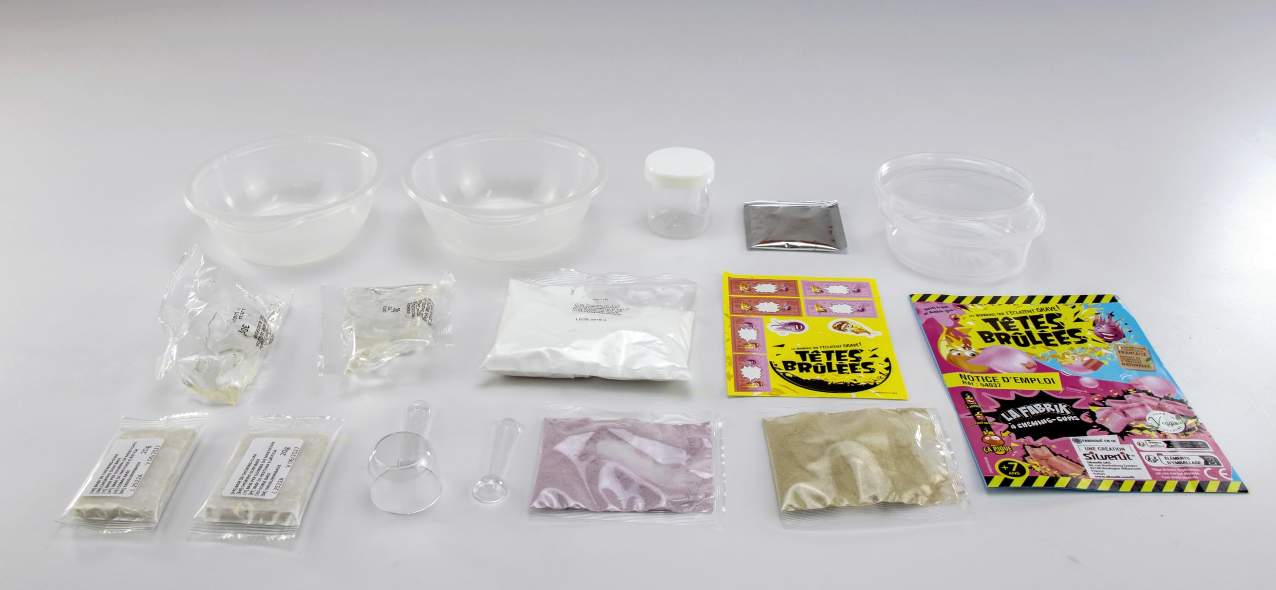 Silverlit Têtes Brûlées La Méga Fabrik à Chewing-Gum Kit de Fabrication Bonbons 3 Arômes Fruités Naturels Activité Créative Enfant 7 Ans