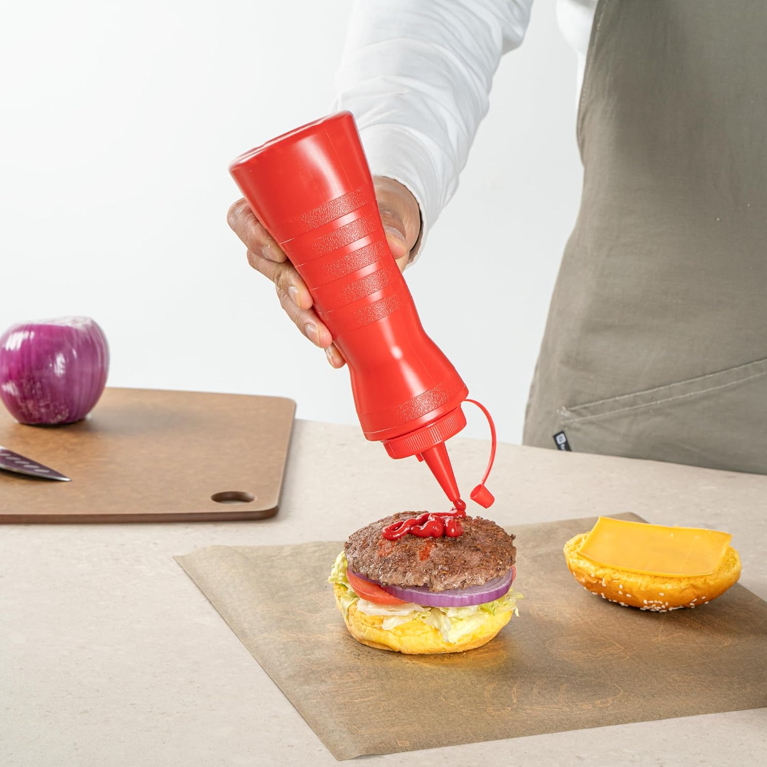 Restaurantware 16 oz Red Plastic Squeeze Bottle