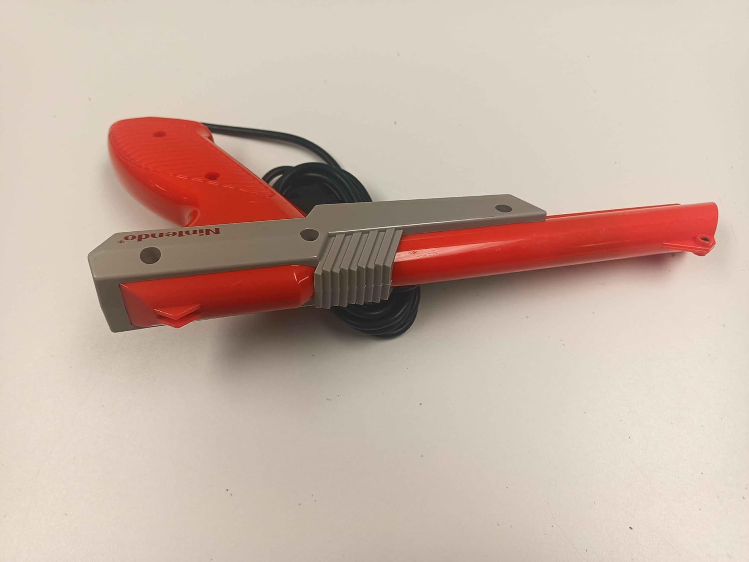 Nintendo NES Zapper Light Gun - Orange (Renewed)