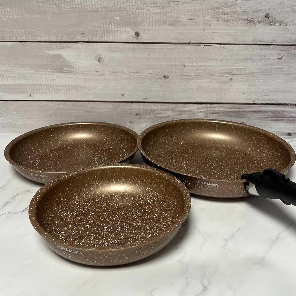 SHOP-STORY Set de 3 Poêles Arthur Martin en Aluminium avec Poignée Amovible - 20, 24, 28 cm - Tous Feux Dont Induction - Revêtement Anti Adhérent