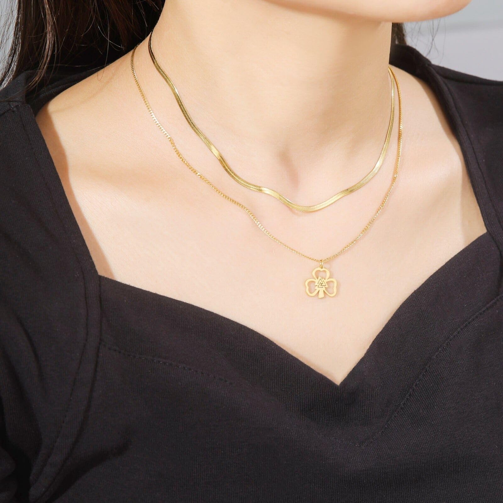 Sexy Outfit HHRLCH 925 Sterling Silber minimalistische vierblättrige Kleeblatt-Halskette für Frauen und Mädchen, einfacher Kleeblatt-Anhänger – 4-blättriges Kleeblatt-Halskette, Alhambra-Halskette,