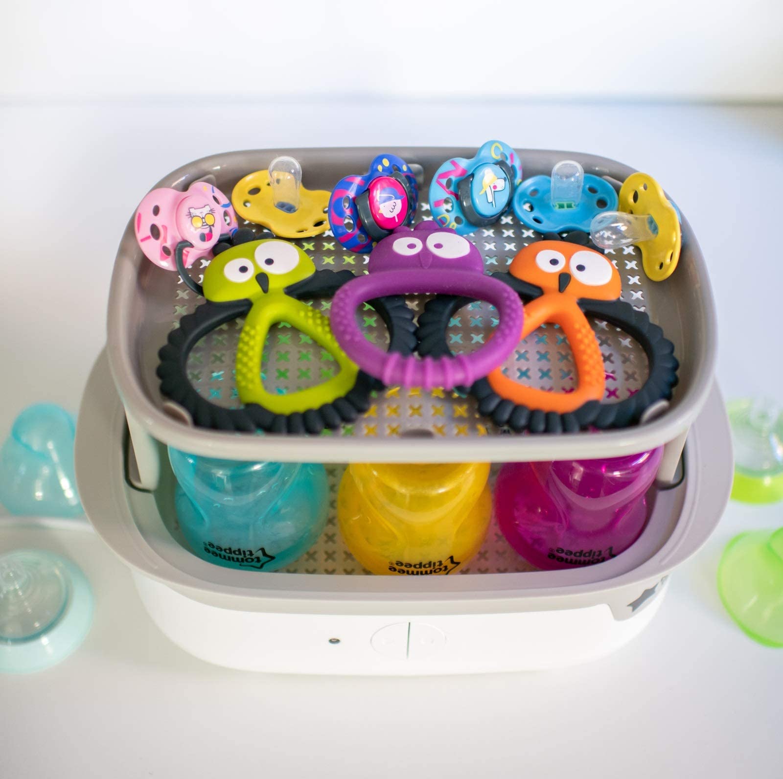Tommee Tippee Kalani Sensory Maxi Teether (Pink)