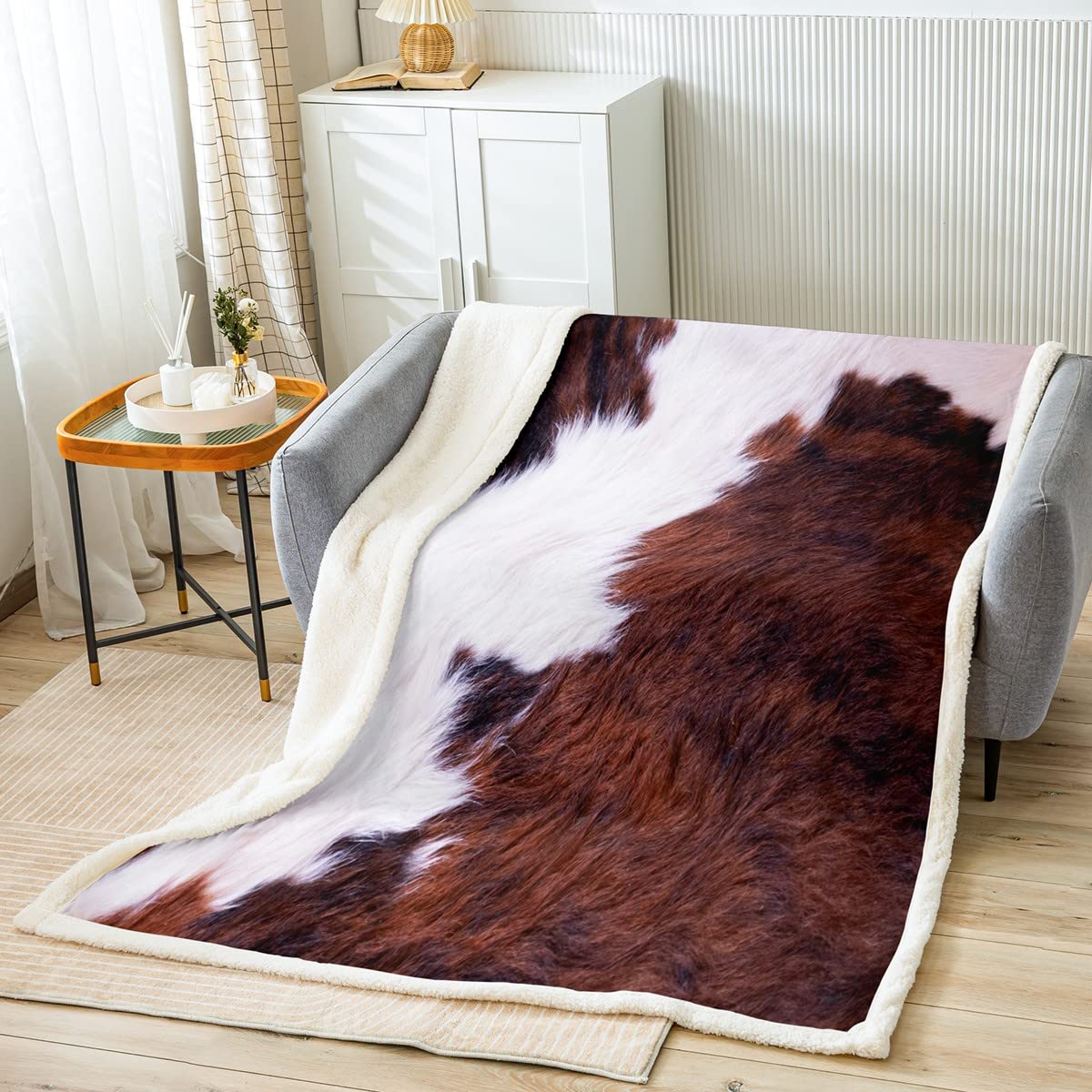 Homemissing Cow Fur Print Fleece Throw Blanket for Bed Sofa Cowhide Print Plush Blanket Farmhouse Sherpa Blanket BedDecor Fuzzy Blanket Western Farm Animal Skin Flannal Blanket Single 50x60 Inch