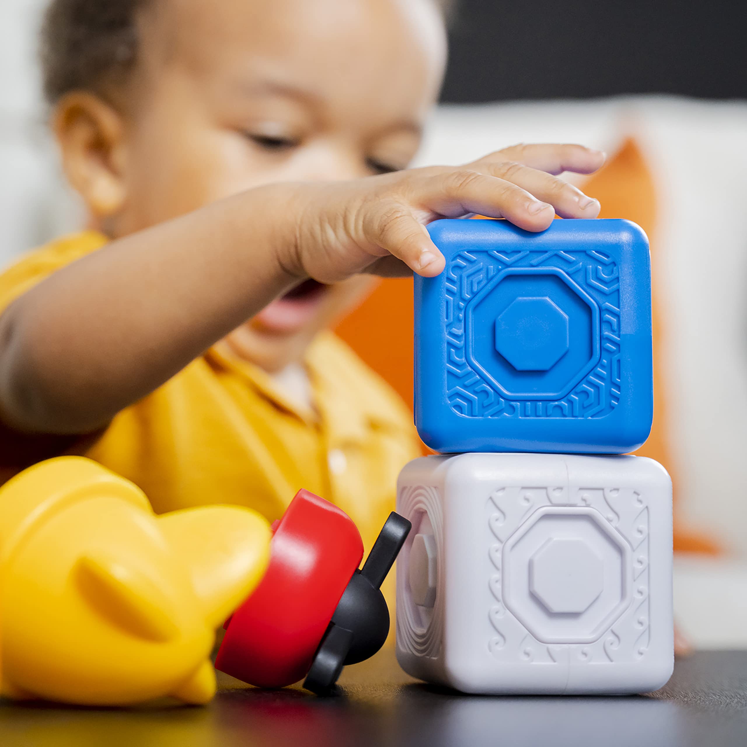 Podłączane kostki magnetyczne Dive & Soar od Baby Einstein, dzieci od 6 miesięcy, 11 sztuk, 12817
