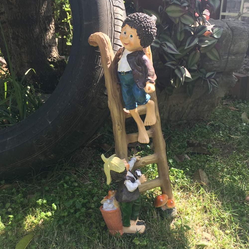 Statue e statuette da giardino per esterni, sculture di ragazzi con scala