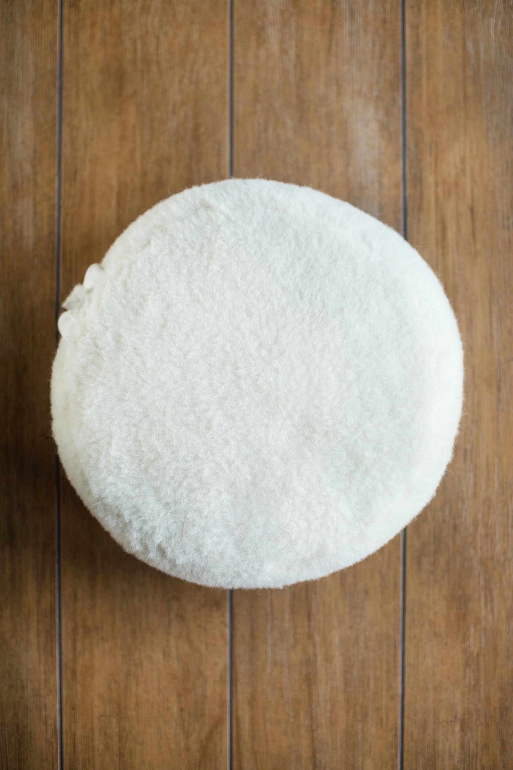 Cuscino da Meditazione Lana Merino, Rotondo Ø 30 cm, Imbottito in Grano saraceno – Ideale per Yoga, Meditazione e Seduta a Pavimento.