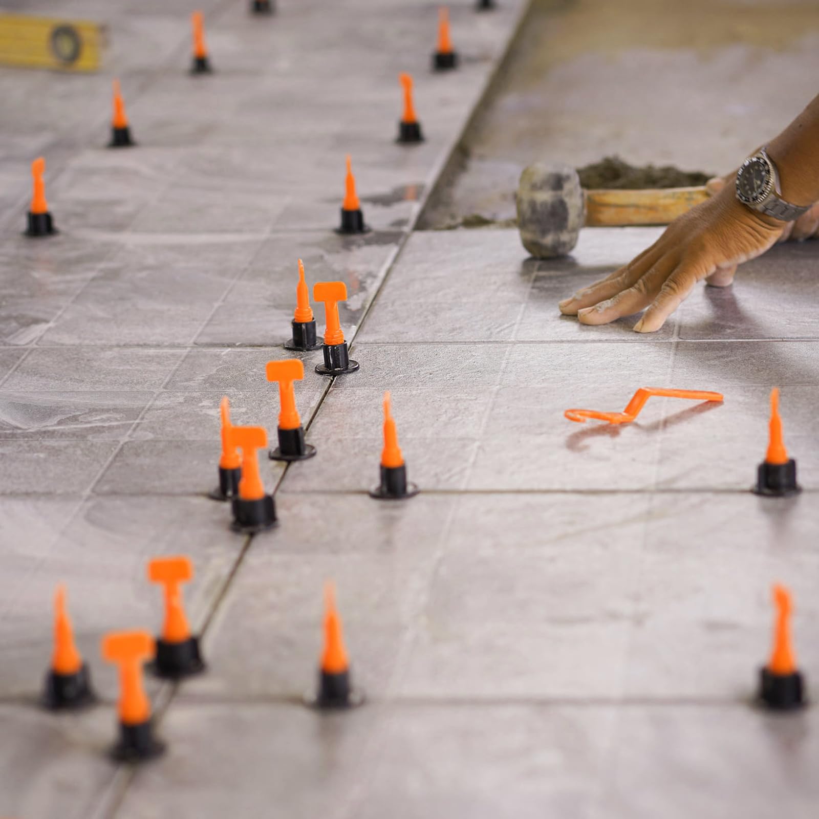 DGSL Kit de sistema de nivelación de azulejos, sistema de nivelación de espaciadores de azulejos reutilizables, llaves y cuñas de acero niveladores de azulejos para instalación de paredes y suelos