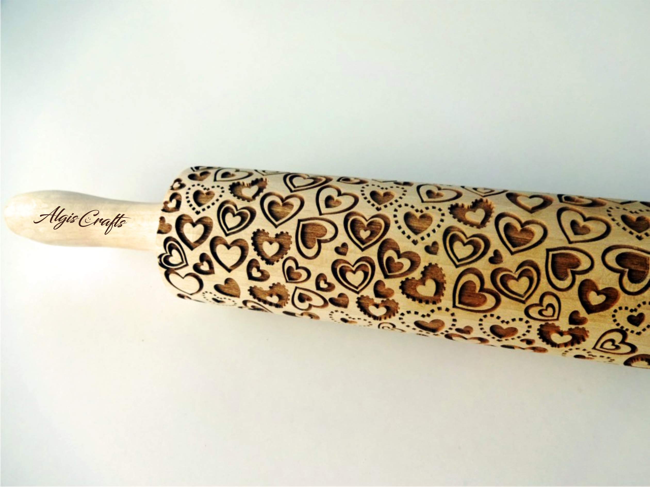 LIEBE HERZCHEN Nudelholz. Teigroller mit Muster für Hausgemachtes Gebäck und Keramik. Gravierte Nudelholz mit Muster von Algis Crafts
