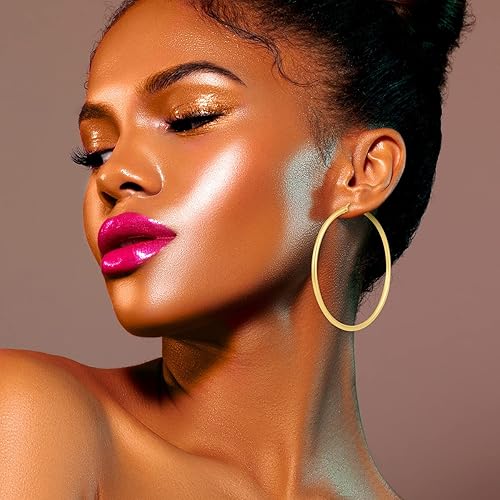 Miniatura 4 de Aretes de aro rellenos de oro amarillo de 14 quilates (2.165 in). Tamaño