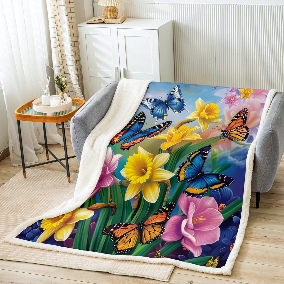 Erosebridal Garden Daffodil Fleece Bed Blanket Country Farmhouse Throw Blanket Queen 90"X90" Colorful Butterfly Floral Sherpa Blanket for Kids Girls Spring Flowers Fuzzy Blanket Soft Lightweight