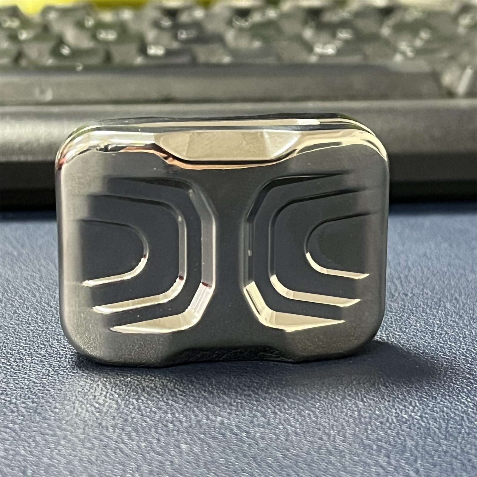 Amazon.co.jp: チタン合金フィジェットスライダー EDC 金属Fidget Toy