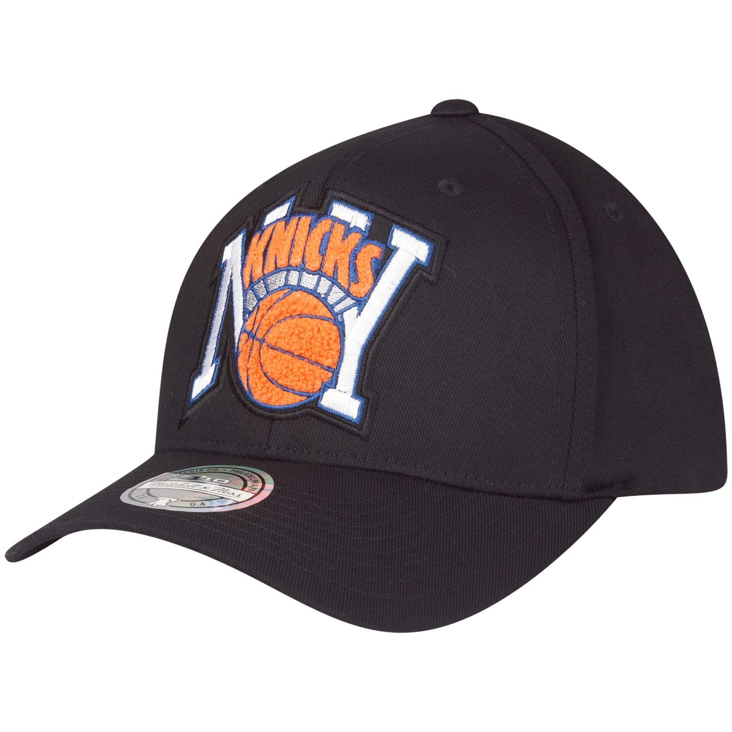 Mitchell & Ness Men's Black 110 Flexfit Snapback Cap - New York Knicks