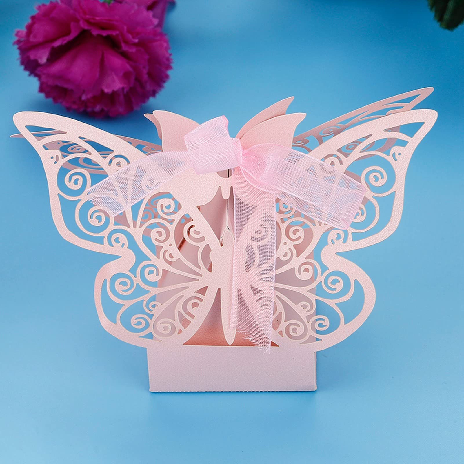 Boîtes à sucre mariage chic en papier rose pour contenants bonbons et décoration table fête