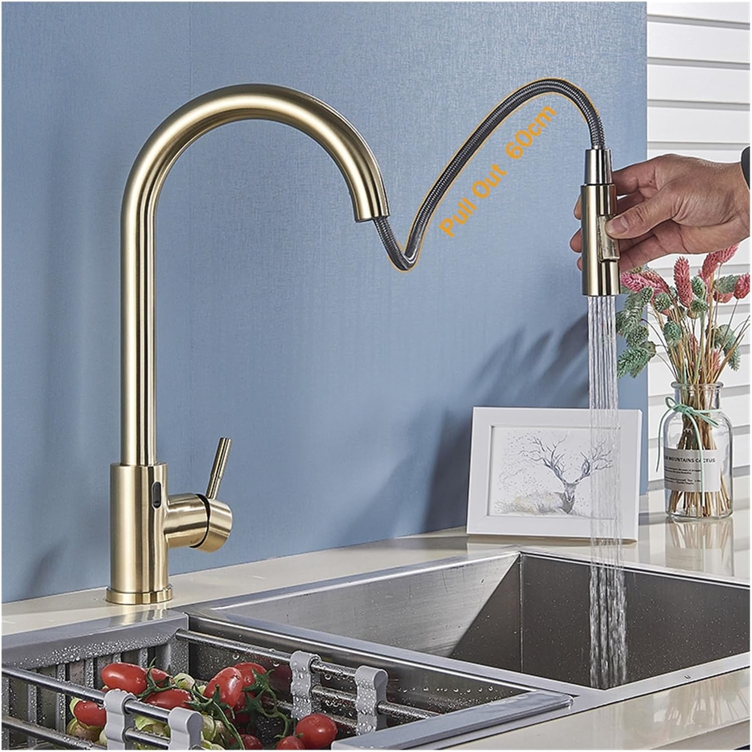 Pull Out Sensor Kitchen Faucet Brushed Infrared Sensor Control Faucet Mixer 2 Functions Battery Powered(Brushed Gold)