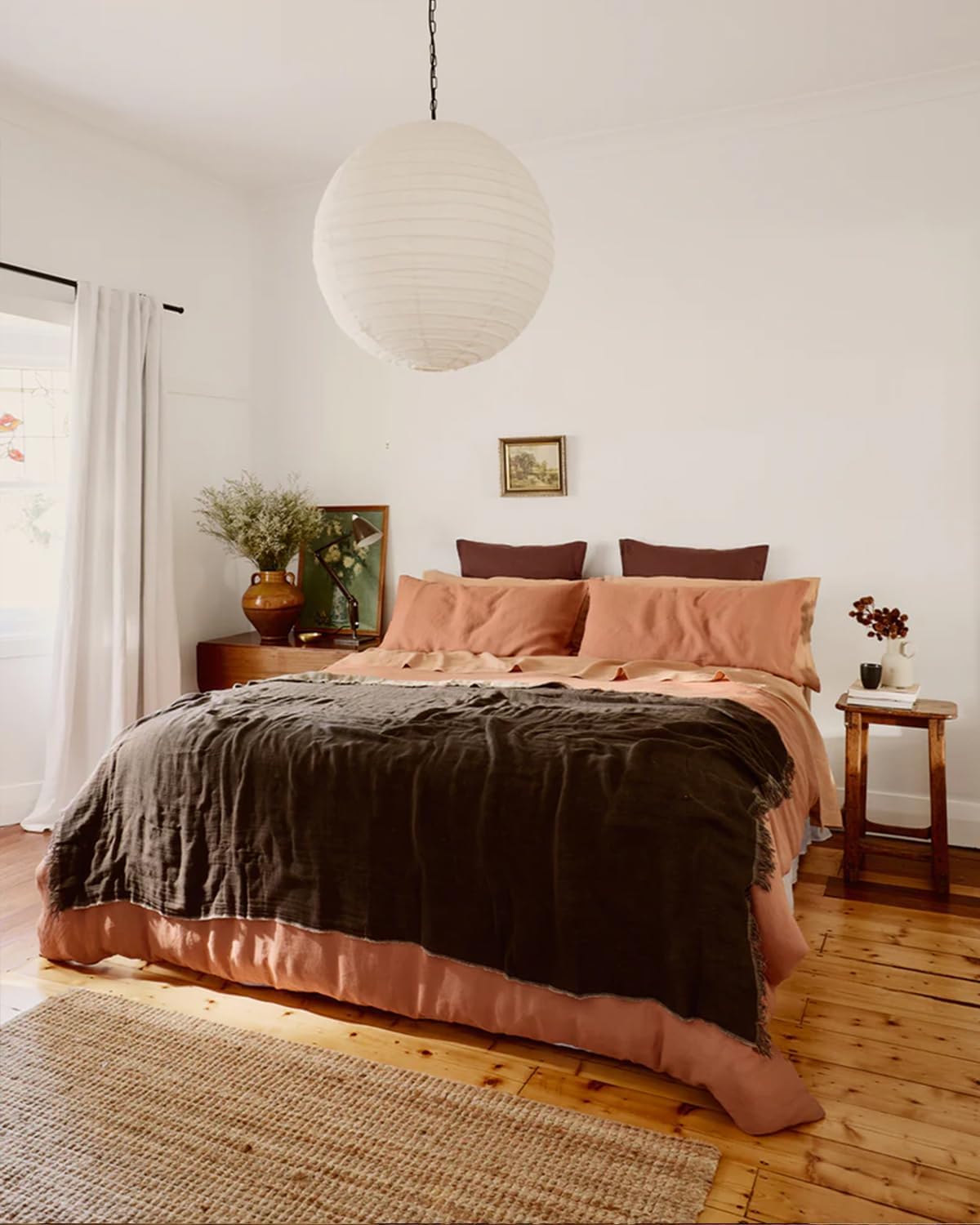 Bed Threads - Linen Muslin Throw - 100% French Flax Linen - Double-Layered & Frayed Edge - Eco-Friendly - Soft & Delicate Blanket - Two-Tone Design - Machine Washable - 87” x 59” - Oatmeal/Mocha