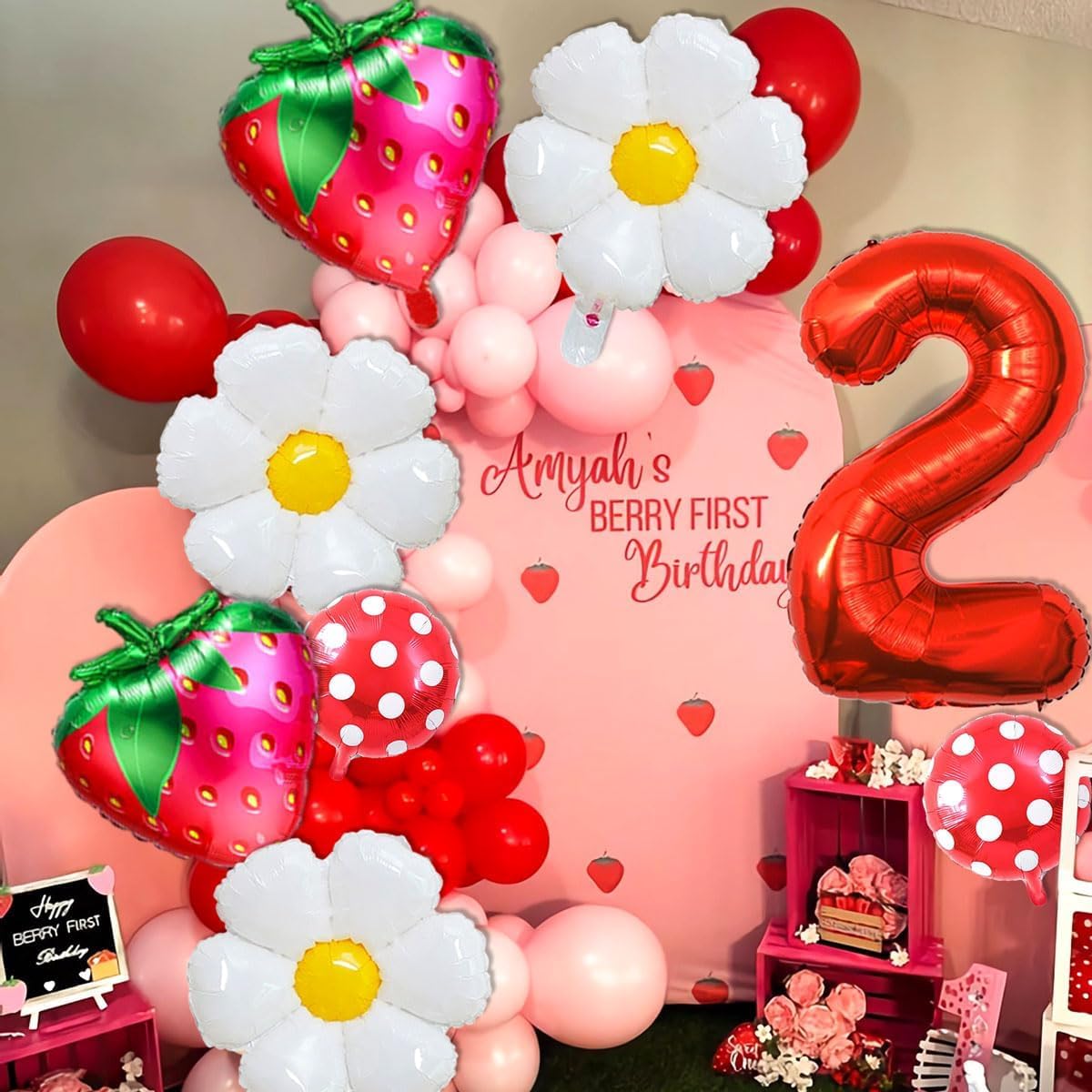 Palloncini a fragola, decorazione per il primo compleanno, 76