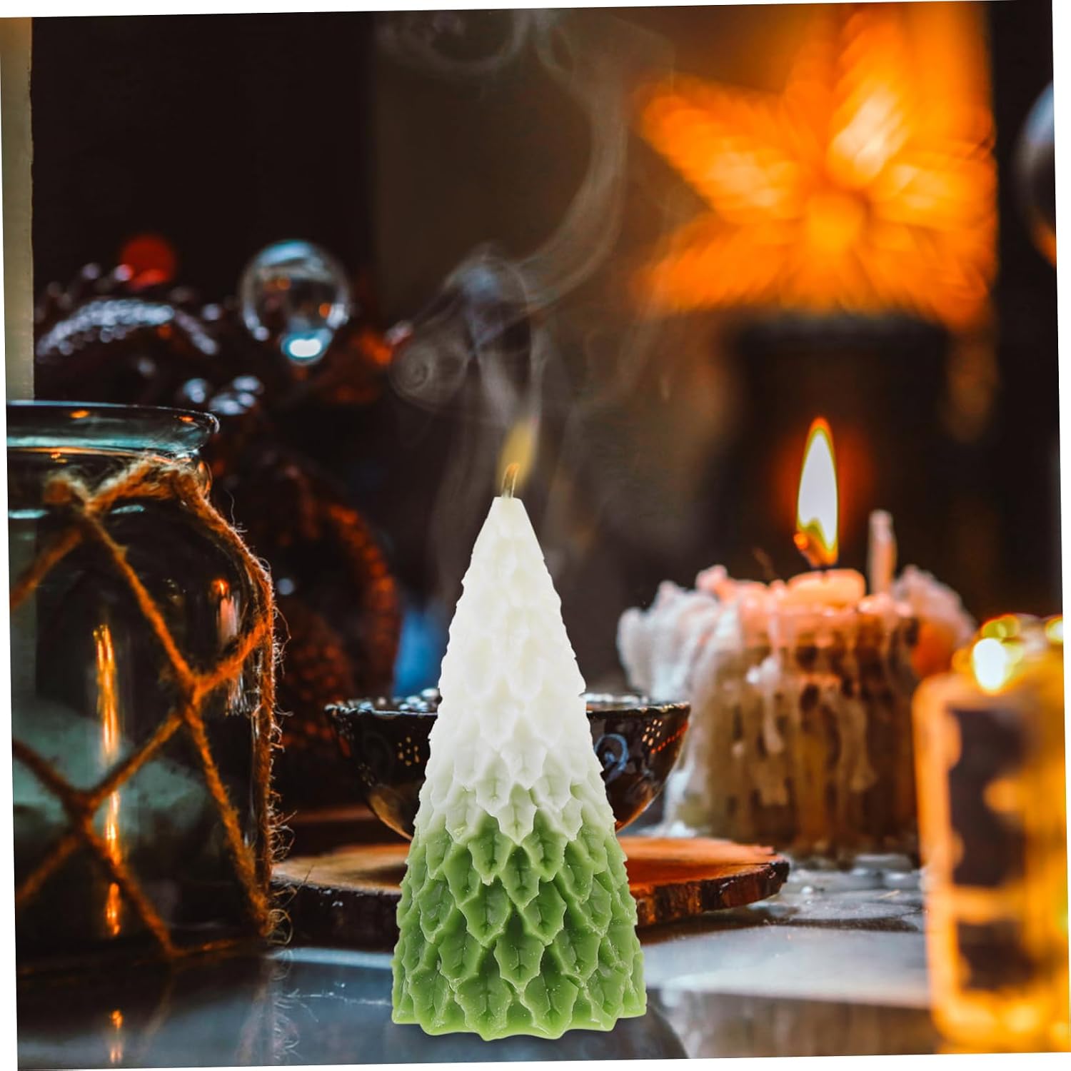 SOLUSTRE 2pcs Christmas Tree Shaped Candle Smokeless Scented Candles for Home Decor Holiday Celebrations and Colors