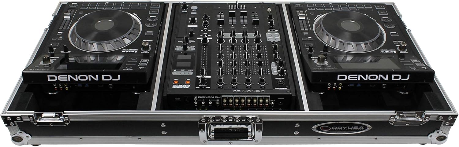 Odyssey FZ12CDJWXD - 12" Mixer & 2X Media Player Rolling Coffin