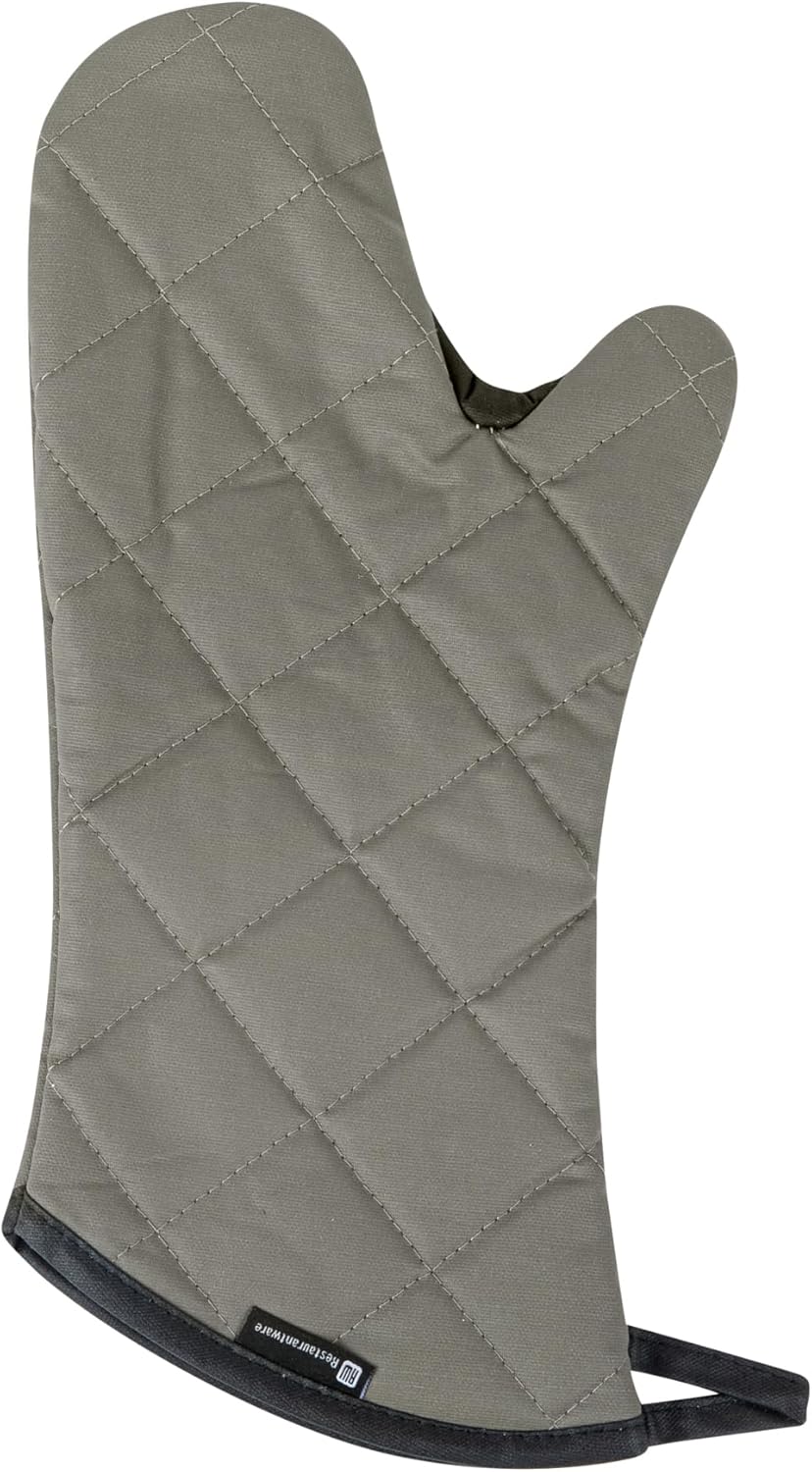 Restaurantware 17 x 8 Inch Heavy-Duty Oven Mitt 1 Flame Retardant Heat-Resistant Mitt - With Thumb Guard Hanging Loop Gray Cotton Quilted Oven Mitts Heat-Resistant For Cooking And Baking