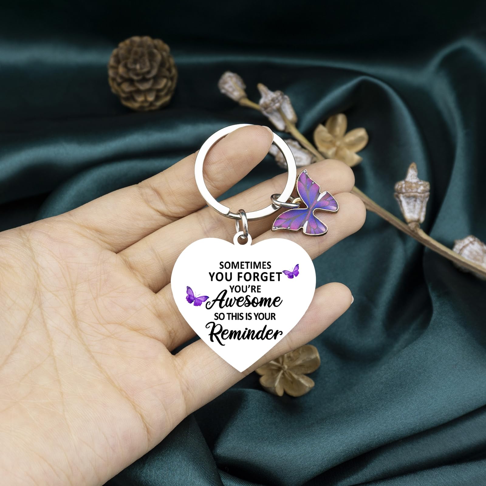 Regalos de mariposa para mujer, pequeños llaveros para mujer, aliento inspirador a veces te olvidas de que eres impresionante