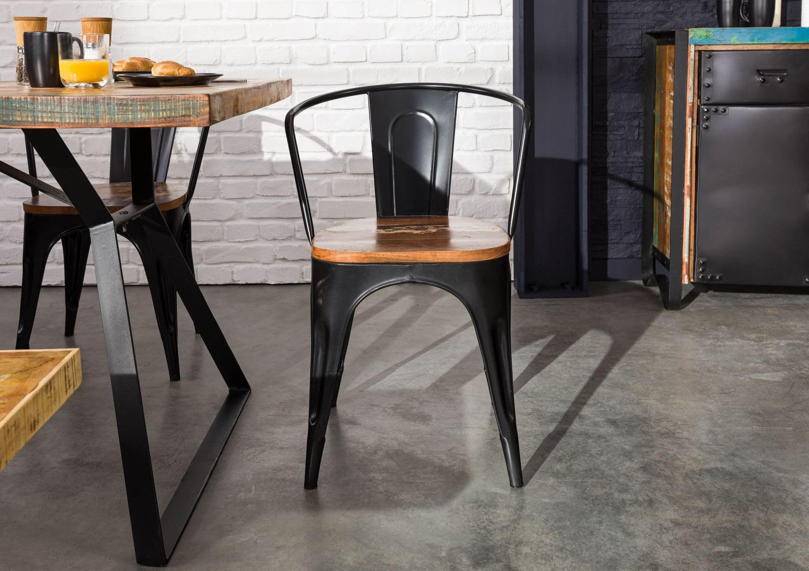 Chaise - Fer et bois massif recyclé laqué (multicolore) - INDUSTRIAL #63