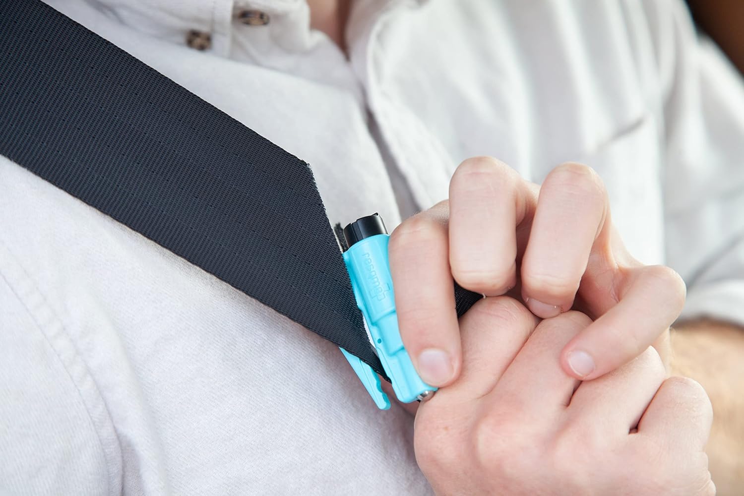 Resqme: Porte-clés Brise-Vitre & Coupe-Ceinture | Sécurité Routière Essentielle (Lot de 3) - Description