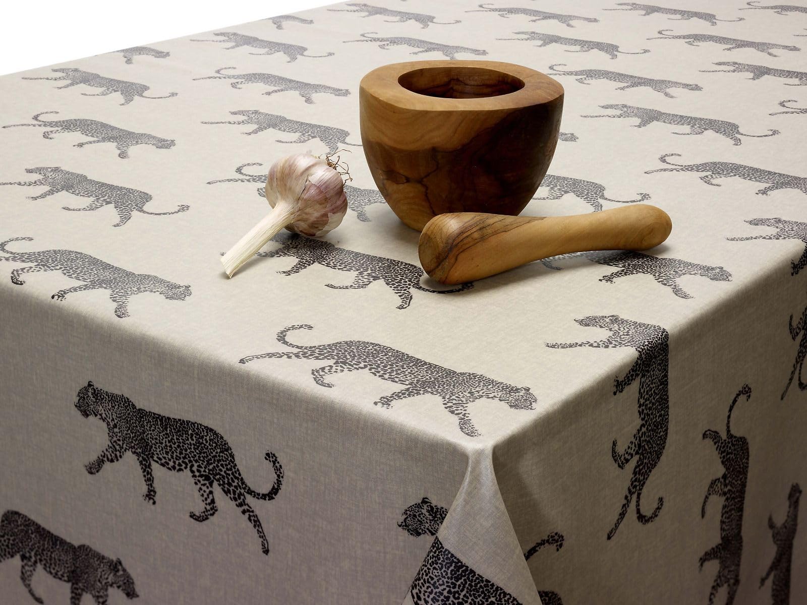 Jolee... Fabrics: Animal Pattern Oilcloth Wipe Clean Table Cloth - Table Cloth Wipe Clean - Oilcloth Table Protector - Durable Easy Maintenance (Natural Leopards, Rectangle 132cm x 250cm)