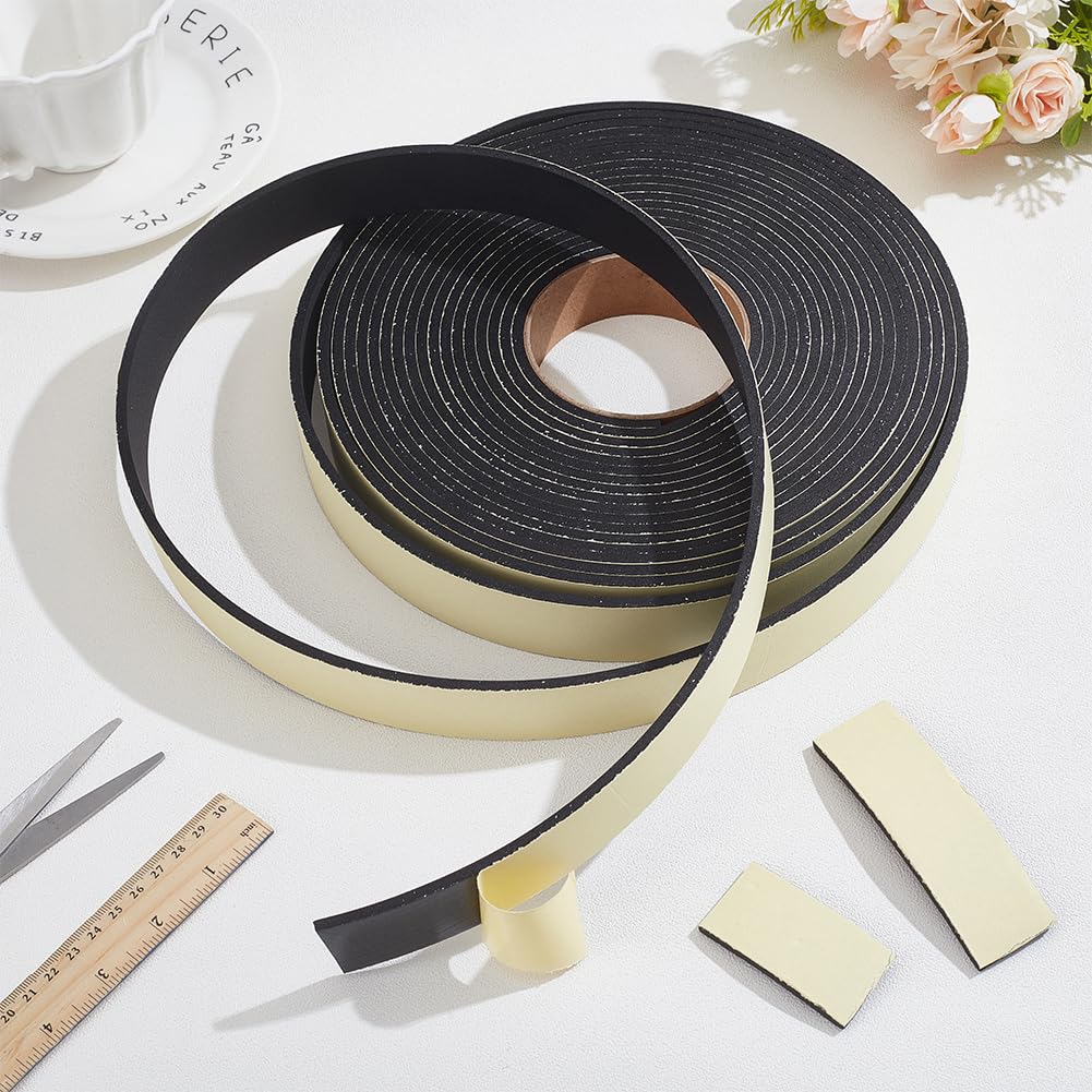 BENECREAT 10 m x 30 mm Nastro autoadesivo in schiuma, Nastro In Schiuma Ad Alta Densità per Porte e Finestre, Isolamento Termico, Spessore: 4mm (Nero)