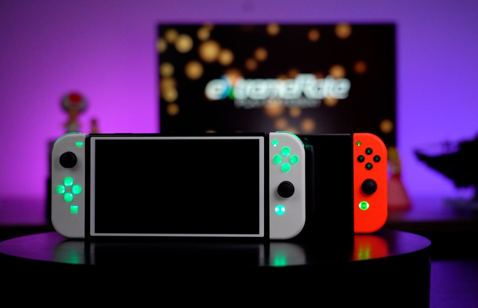 Amazon.com: eXtremeRate 7 Colors 9 Modes LED Kit for Nintendo
