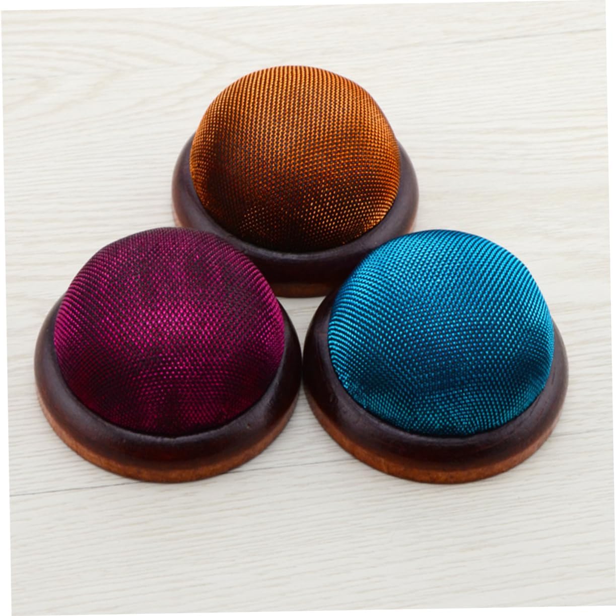 TEHAUX 6pcs Glitter Wooden Base Pin Cushion Stylish Needle Holder for Sewing Crafts and Home Decor Red