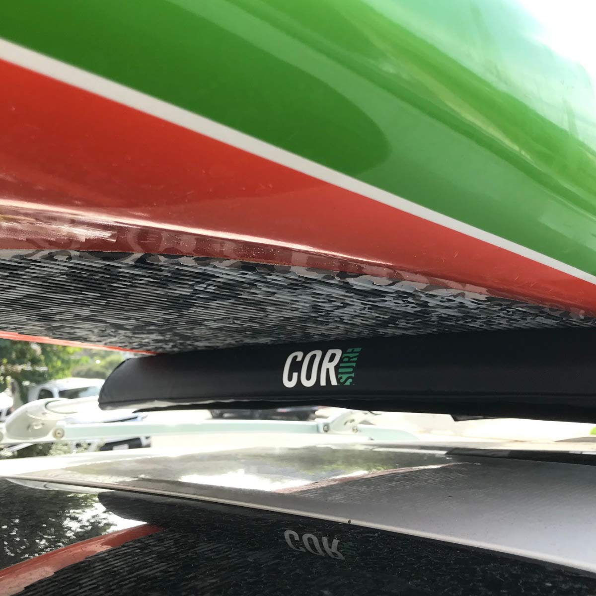 COR Surf Pads de galerie de Toit/Support de Snowboard pour Planche de Surf Kayak Sup Snowboard | [Paire] 28 "et 19" - pour Les Grandes Barres aérodynamiques (Small 28")