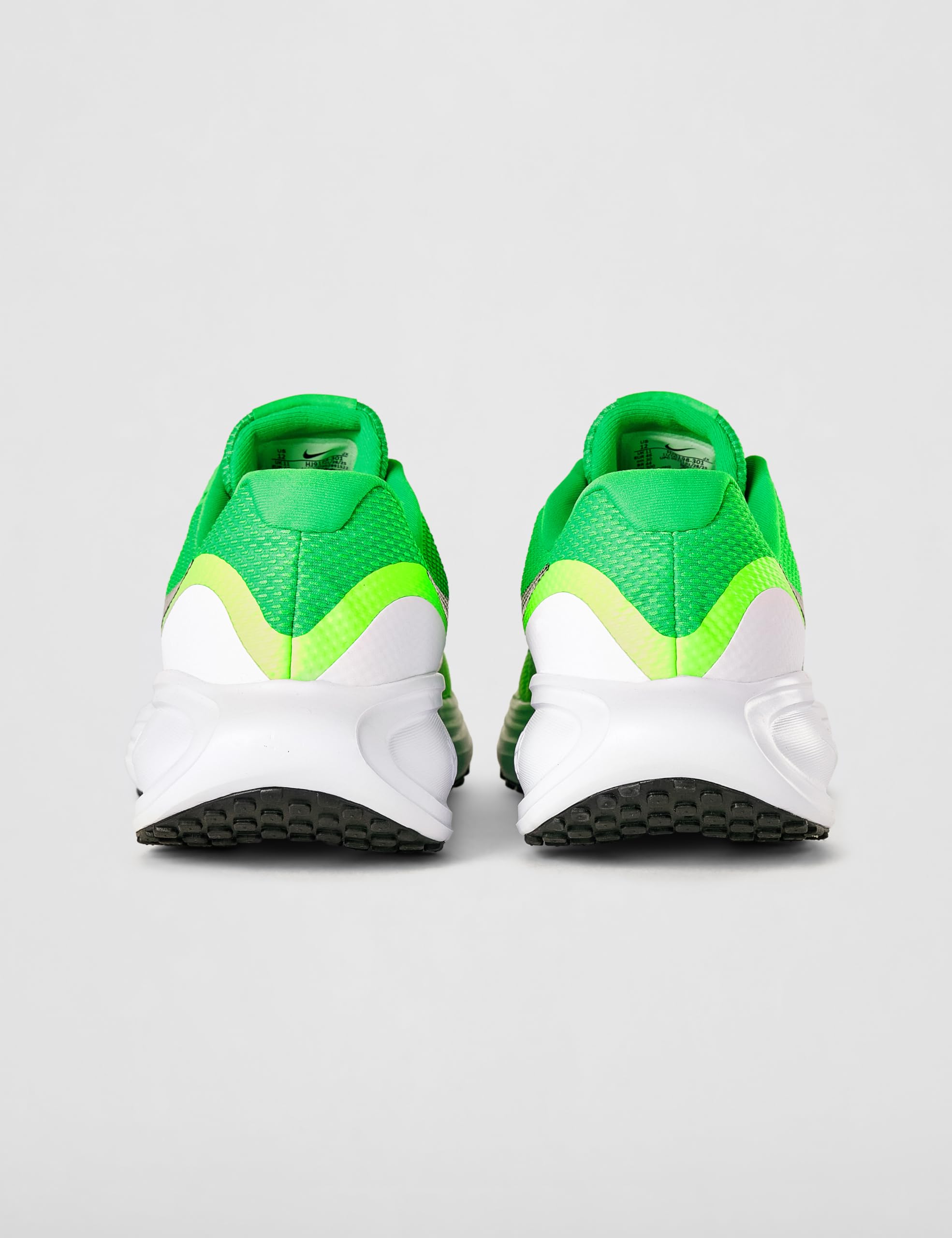 Nike Herren Nike Revolution 8Running Shoes