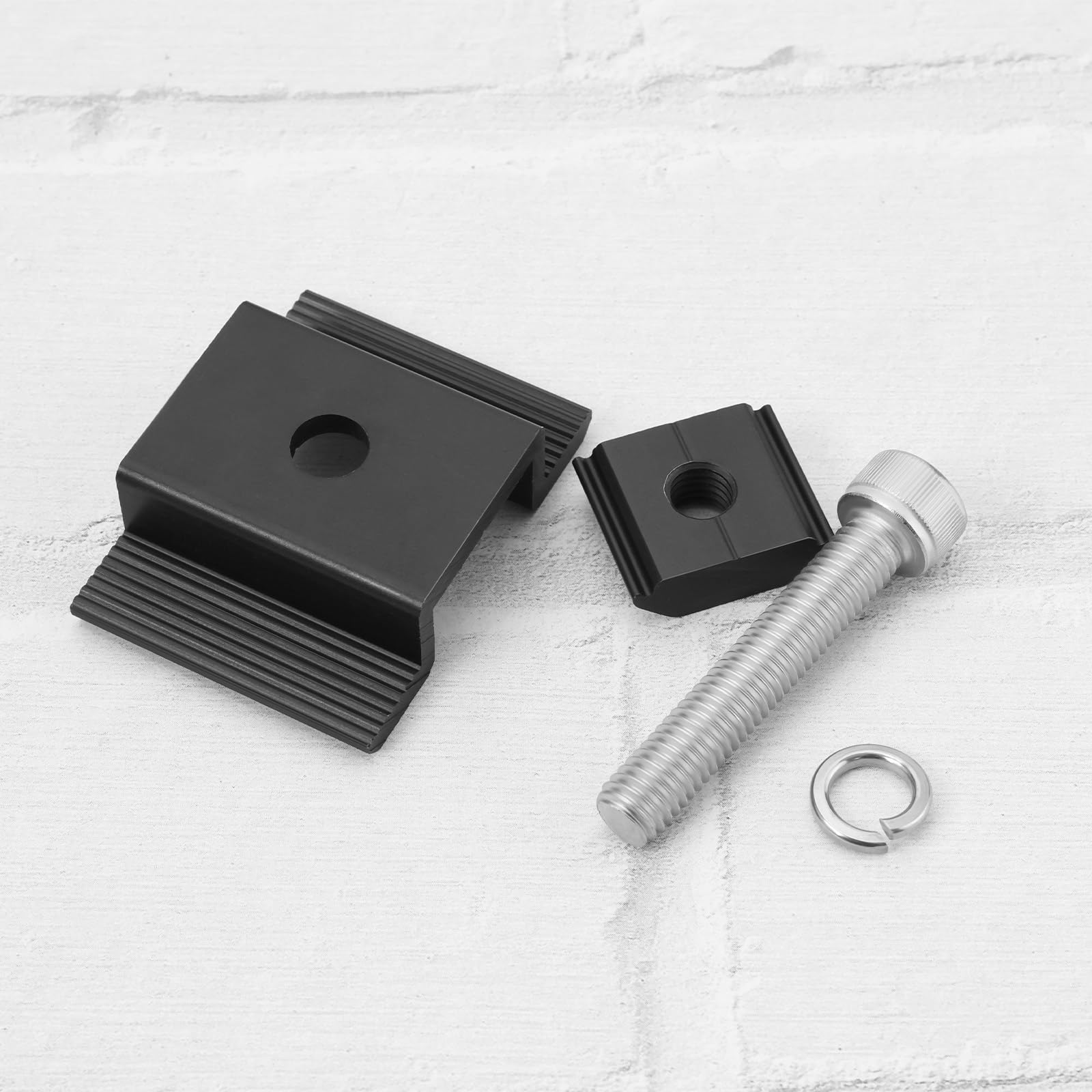 8 Pièces Pince Centrale en T pour Support de Module Solaire Support de Panneau Solaire Pince Intermédiaire Anodisée Noir avec Vis à Tête Cylindrique Et Écrou Fendu (35mm)