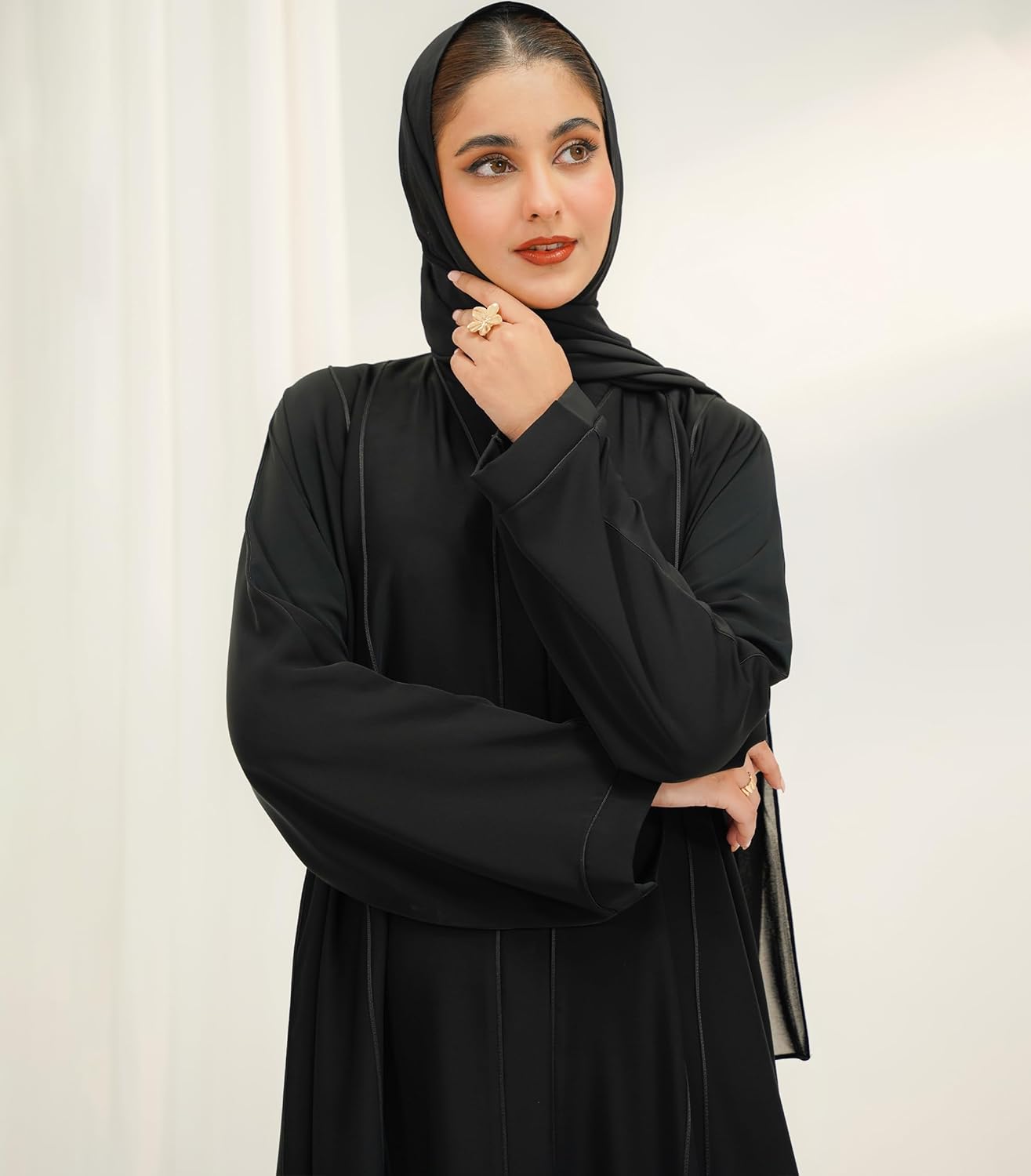 Elegant Modern Abaya for Women – Lightweight, Flowy, Soft and Perfect for Every Occasion - Image 8