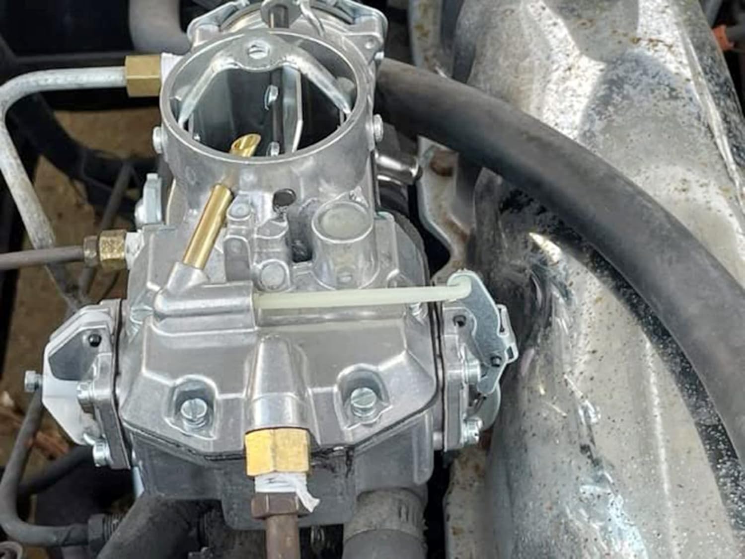 Autolite 1100 1 barrel Carburetor installed at 1963-1968 Ford Mustang Falcon Comet 170 & 200 Cid Inline 6 Cylinder Engines Automatic hot air choke