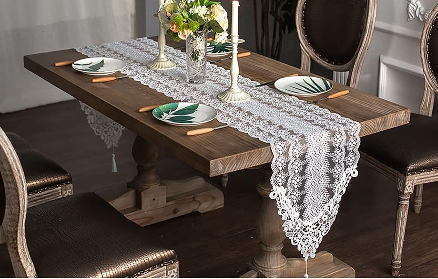 Elegante runner da tavola in pizzo bianco con nappe e decorazione floreale da tavolo, lavabile, 35 x 180 cm, per addio al nubilato, feste ed eventi speciali