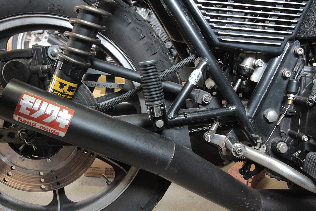 Amazon | 【448】 汎用タンデムステップ左右セット Z400FX TDM-STEP01