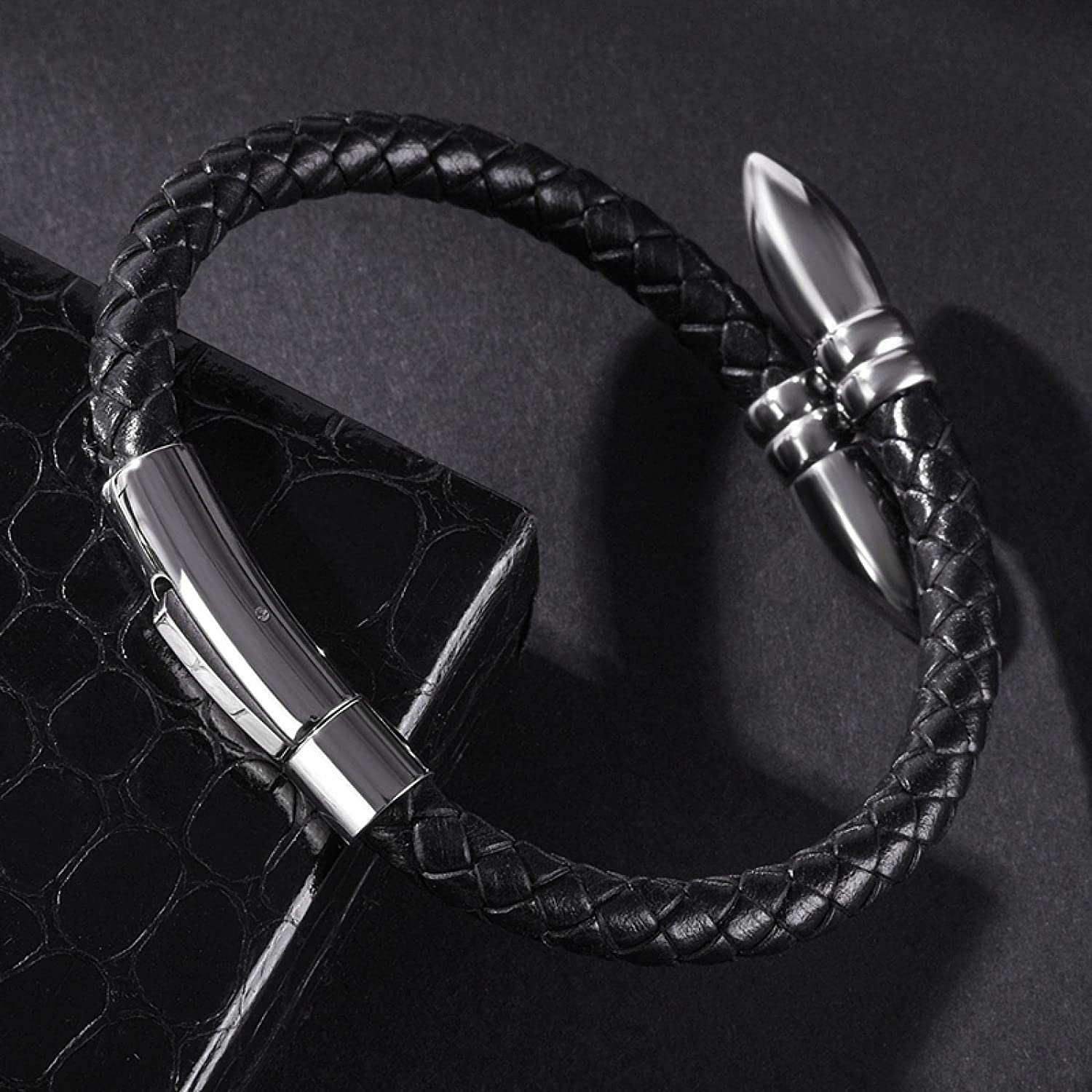 Pulsera Charm Pulsera de cordón de cuero for hombre, pulsera trenzada de temperamento estilo punk