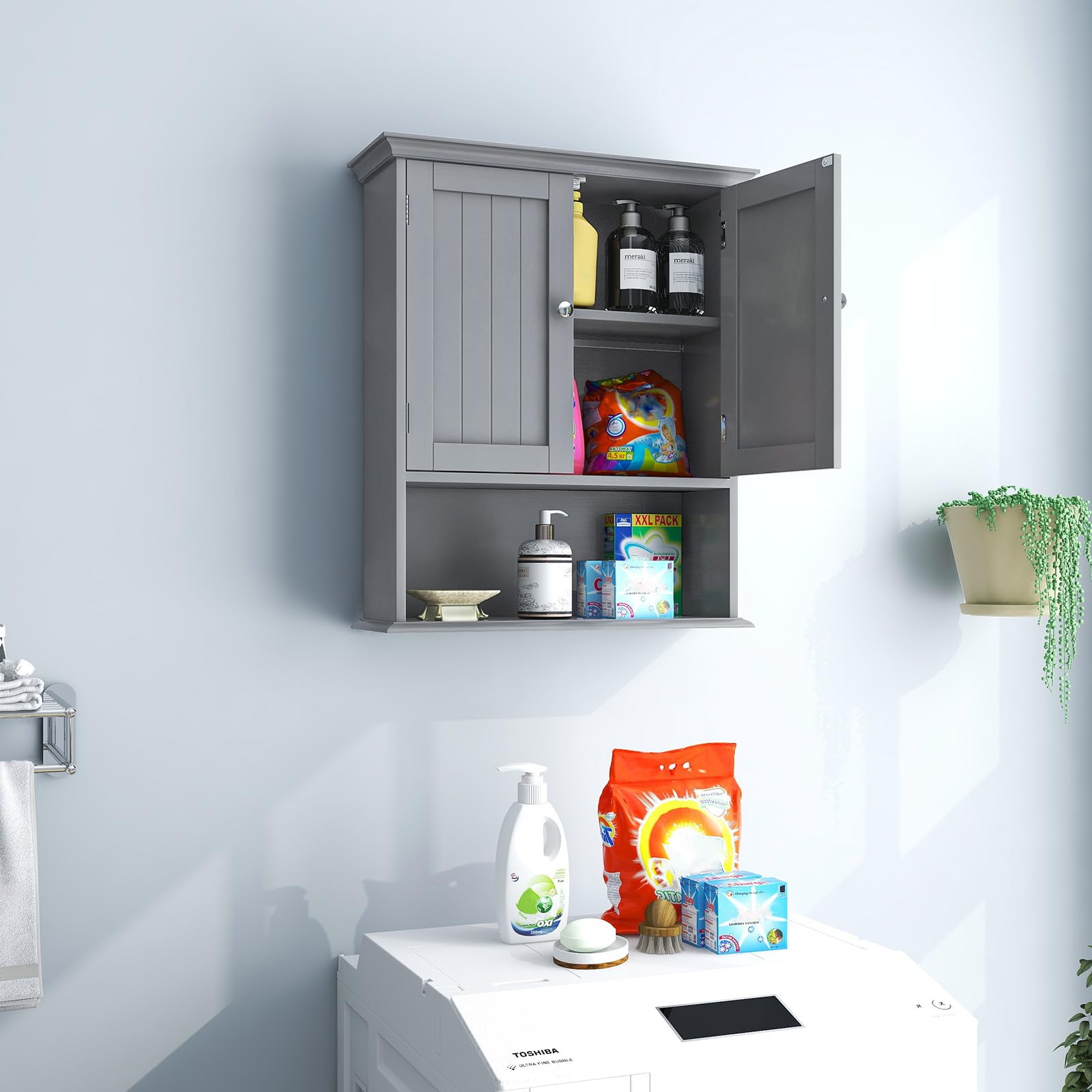 GIANTEX Badezimmerschrank hängend Holz, Hängeschrank Bad mit offener Ablage, Badschrank Wandschrank mit Türen & verstellbarem Regal, Badhängeschrank für Badezimmer Küche 60x19x71 cm (Grau)
