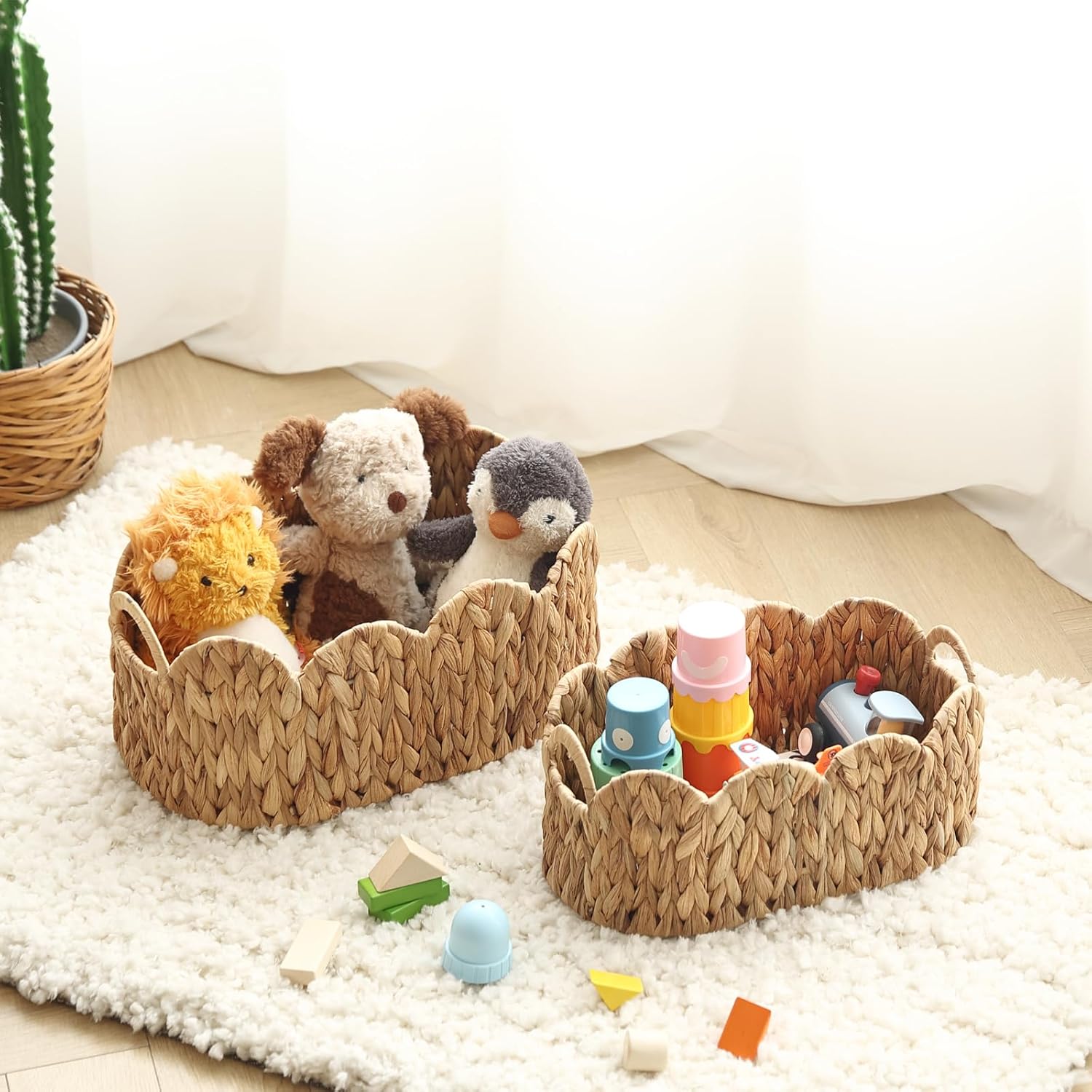 Set of 2 Scalloped Basket Wicker Baskets for Storage Gift Baskets Empty with Built-In Handle Cute Basket Decorative Wicker Storage Baskets for Shelves