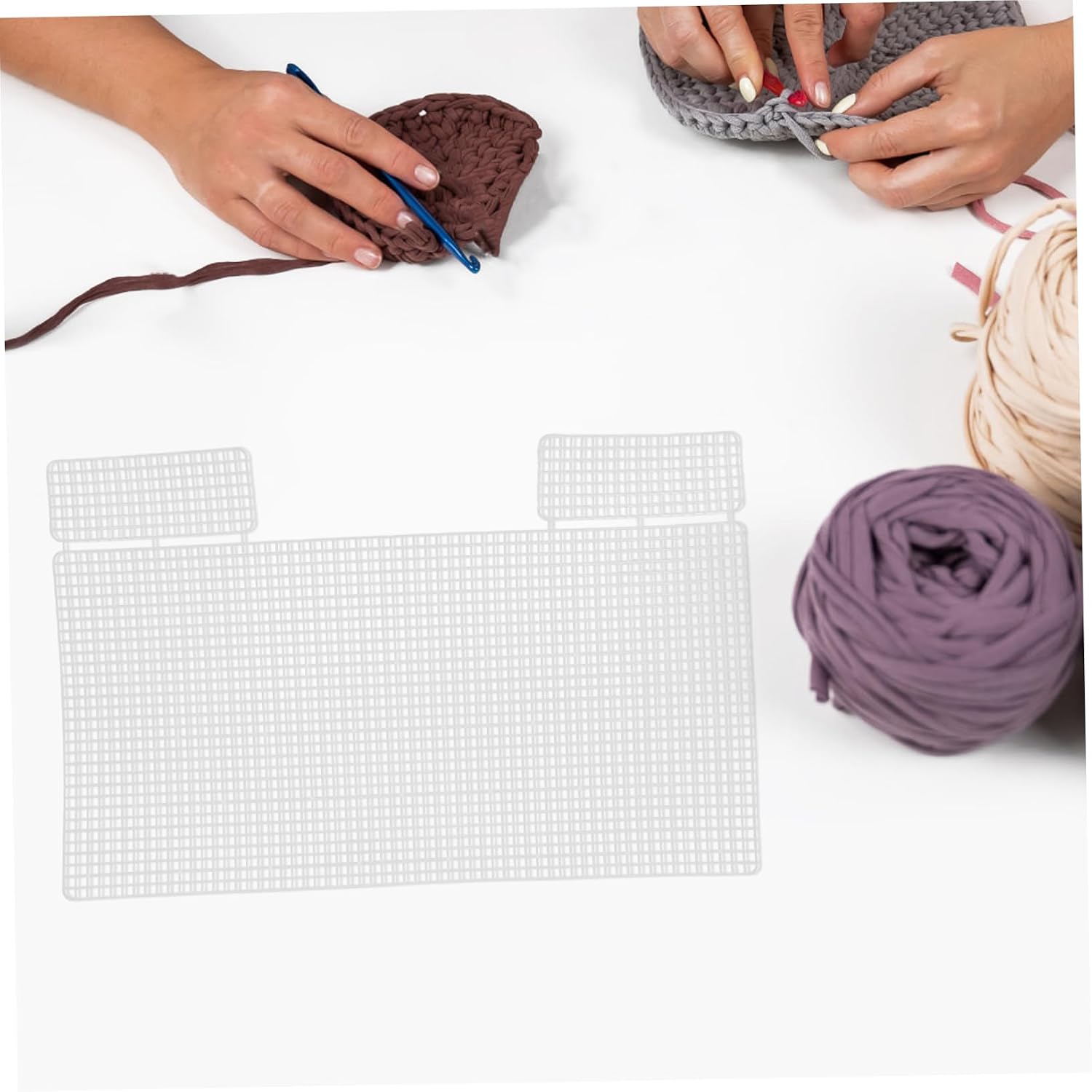 Toyvian 5pcs Plastic Mesh Canvas Sheets for DIY Embroidery Craft Making and Bag Sewing Woven Grid Material for Home Decor and Stitching Projects