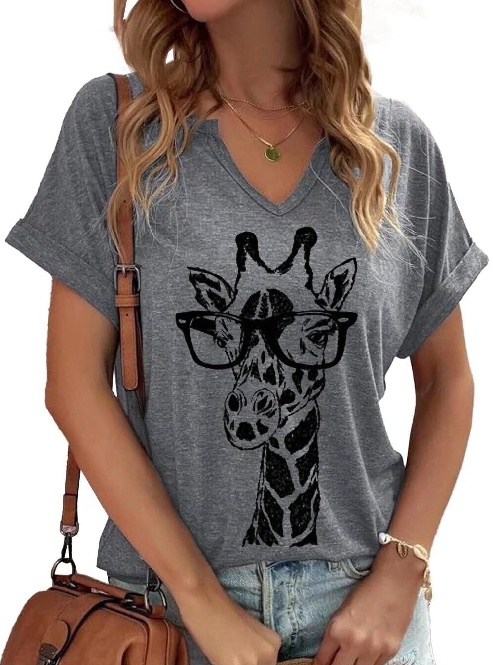 PUCKOLITY Funny Giraffe Graphic V Neck Shirts for Women Casual Short Sleeve Animal Lover Summer Tee Tops