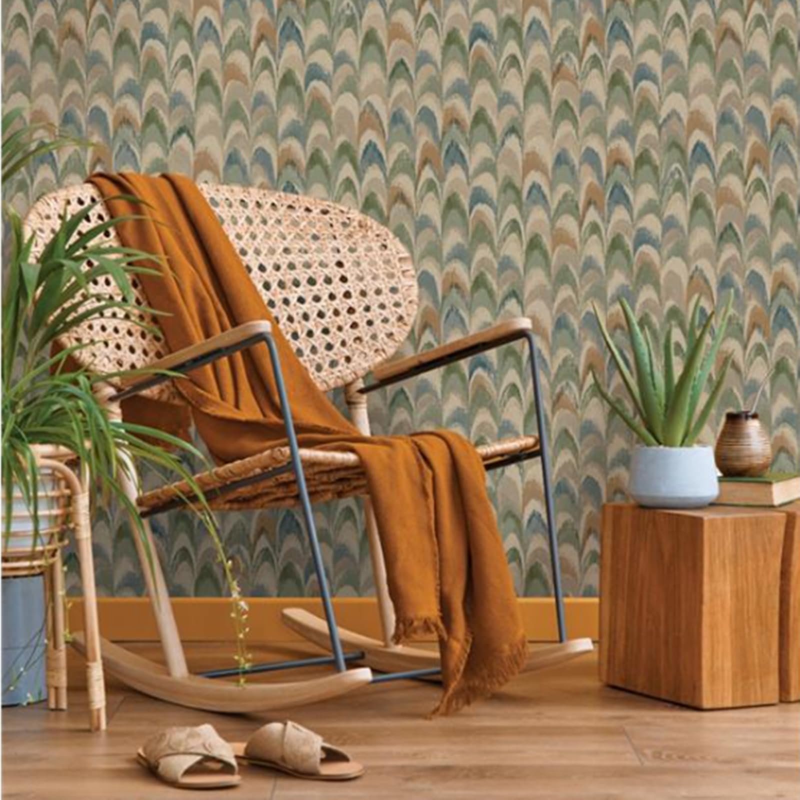 Sophie Laurence Multicoloured Multi Geometric Wallpaper – Metallic Shimmer Textured Vinyl, Modern Retro Feature Wall, Paste The Wall Wall Covering For Living Room, Bedroom & Hallway, 10M X 0.53M