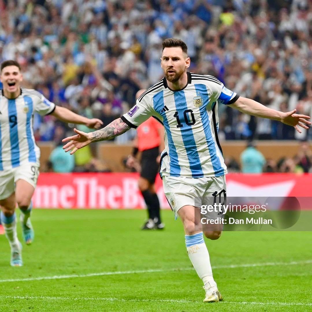 タグ付き 2022カタールW杯 アルゼンチン代表10メッシ【Mサイズ】
